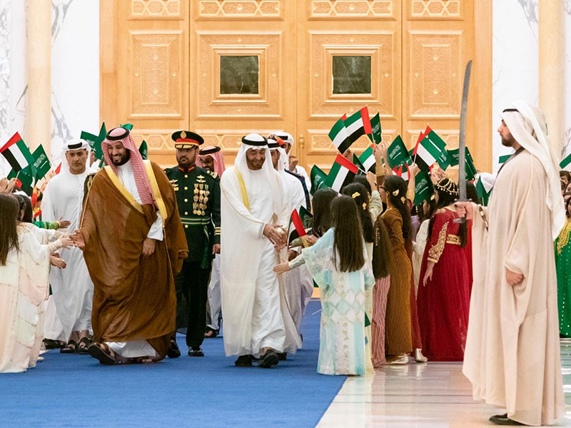 صور من زيارة محمد بن سلمان لبلده الثاني الإمارات
